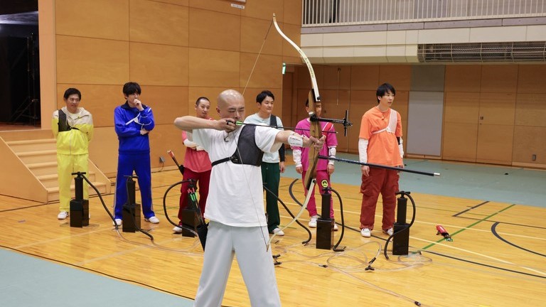 火曜は全力！華大さんと千鳥くん